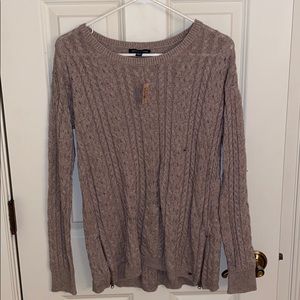 American Eagle sweater